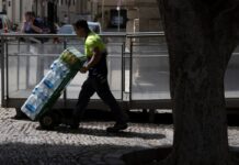 El número de horas trabajadas por ocupado se sitúa un 3,6% por debajo de los niveles prepandemia | Economía