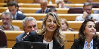 Díaz quiere eliminar la “discriminación” de las mujeres desempleadas que reciben una pensión alimenticia | Economía