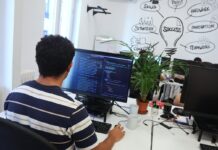 La IA se hace retro e impulsa el mercado de los discos duros | Mercados Financieros