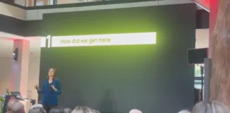 Léa Steinacker y el dilema del centauro en Innovation Day