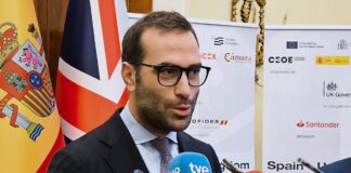 Carlos Cuerpo defiende en Londres avanzar rápido en la movilidad laboral entre el Reino Unido y España | Economía