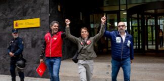 El Gobierno cede a la presión sindical y negociará la subida salarial que exigen los funcionarios | Economía