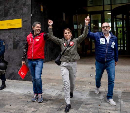 El Gobierno aplicará la jornada de 35 horas a los funcionarios de la Administración central en abril | Economía