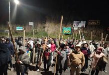 Comunidad de Saraguro persiste en bloqueos en la vía Cuenca-Loja: se dio plazo a Gobierno para atender demandas | Ecuador | Noticias