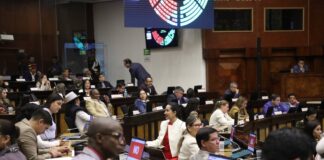 Acalorado debate en la Asamblea Nacional entre el oficialismo y la oposición por resolución que rechaza el corte de agua en comunidades de Imbabura | Política | Noticias