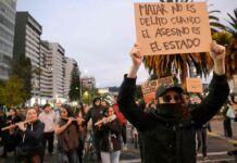 Estudiantes, mujeres y artistas se movilizaron en el norte de Quito en respaldo al paro nacional | Política | Noticias