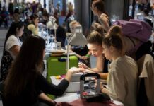 La industria cosmética presume de su buen momento | Negocios