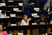 Asamblea no pudo destituir a legisladora Nuria Butiñá acusada por ADN de cobro de diezmos | Política | Noticias