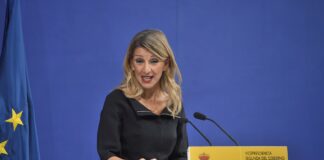 Trabajo se prepara para que el salario mínimo tribute y pide a Hacienda que exprese su posición | Economía