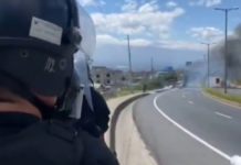 Incidentes entre policías y ciudadanos en Santa Anita de Calderón: Policía detuvo a sospechoso de lanzar bombas artesanales | Ecuador | Noticias