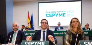 CEOE se levanta de la negociación para reformar la indemnización por despido | Economía