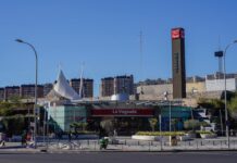 La familia pionera de los centros comerciales en España venderá su negocio por 1.600 millones | Empresas