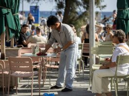 Cataluña vuelve a superar a Madrid en afiliados a la Seguridad Social gracias al tirón del turismo | Economía