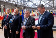 Estados Unidos exige relajar las reglas digitales europeas para ofrecer mejoras en los aranceles al acero de la UE | Economía