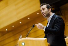 España aspira a mantener un puesto en Consejo de Gobierno del BCE una vez salga Luis de Guindos : Cuerpo renuncia a presentarse para presidir el Eurogrupo | Economía