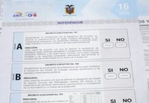Caminata y guaguas de pan, en el inicio de la campaña por el sí y por el no | Política | Noticias