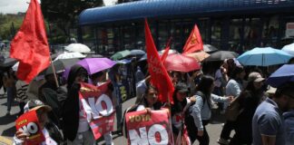 Campaña por el no al referéndum del 16 de noviembre se concentró en rechazar la propuesta de escribir una nueva Constitución | Política | Noticias