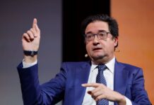 Las dudas sobre el mantenimiento del poder adquisitivo de los empleados públicos en 2026 complican la negociación salarial | Economía