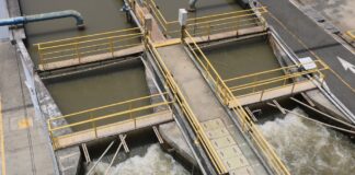 Aquiles Alvarez: “Ya, señor presidente, dejémonos de cosas: aquí estoy tomando el agua que usted dice que tiene caca” | Comunidad | Guayaquil