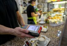 La inflación retrocede por primera vez en seis meses y se modera una décima en noviembre, hasta el 3% | Economía