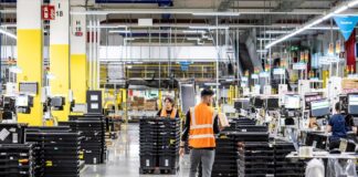 Trabajo estrecha la vigilancia a Amazon y otras tecnológicas tras el anuncio del ERE para 1.200 empleados | Economía