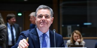 Dimite el presidente del Eurogrupo, Paschal Donohoe, para trabajar en el Banco Mundial | Economía