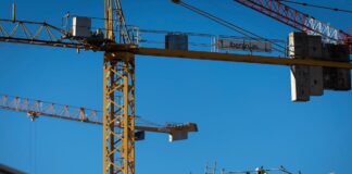 El euríbor sigue en tensión: sube en noviembre por cuarto mes consecutivo y pone en peligro el alivio a las hipotecas | Economía