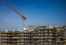 El precio de las casas bate el récord de la burbuja: 2.153 euros por metro cuadrado | Economía