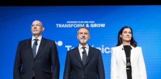 Murtra y Emilio Gayo compran un millón de euros en acciones de Telefónica para respaldar su plan estratégico | Empresas