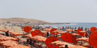 La economía canaria, líder en turismo pero también en pobreza | Economía