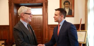 Daniel Noboa y autoridades italianas antimafias se reunieron en Carondelet para dialogar sobre capacidades investigativas y judiciales en Ecuador | Política | Noticias