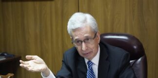 Enrique Herrería, exjuez de la Corte Constitucional: Ecuador no merece una constituyente con personas incompetentes y sin probidad notoria