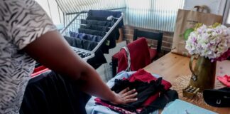 Las trabajadoras de hogar podrán exigir desde este viernes a sus empleadores la evaluación de riesgos laborales | Economía