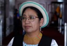 Por el no en la pregunta B: ‘Si se aprueba la eliminación del financiamiento a los partidos, la participación electoral sería solo para los que tienen dinero o grandes financistas’, dice Mariana Yumbay, de Pachakutik