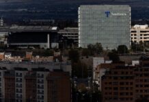 Telefónica propone 6.088 despidos para comenzar a negociar el ERE, el 35% de la plantilla | Economía
