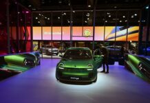 El Gobierno prepara un nuevo plan de ayudas al coche eléctrico y aparta a las autonomías de su gestión | Economía