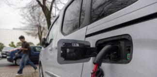 Valladolid se prepara para 5.000 millones de inversión desde China para baterías de coches | Economía