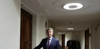 Feijóo necesita urgentemente reforzar su equipo económico | Opinión