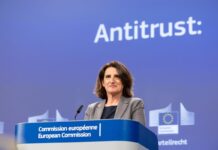 Ribera asegura que la exigencia de EE UU de relajar reglas digitales para negociar sobre aranceles “no es apropiada” | Economía