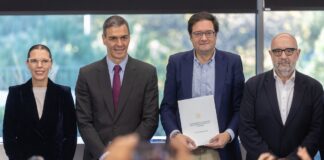 Sánchez defiende la subida de sueldo del 11% hasta 2028 para los empleados públicos por “dignidad salarial” | Economía