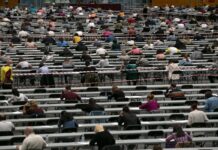 Convocatoria de oposiciones masiva: unas 4.853 personas compiten este sábado por 1.000 plazas de la Administración local | Economía