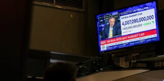 El debate sobre una posible corrección en las tecnológicas agudiza la volatilidad de la Bolsa | Mercados Financieros