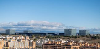 Telefónica reduce en otras 38 salidas los afectados por el ERE en tres filiales | Economía