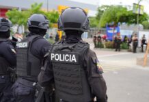 Más de 50.000 policías pendientes de la reforma a la seguridad social que propone subir a 25 años el tiempo de servicio y un régimen de transición