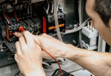 Hogares inteligentes: seguridad eléctrica y digital