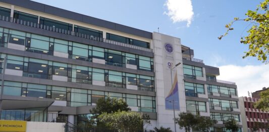 Contraloría: no hay méritos para acción de control al IESS sobre contratación de un sistema de gestión de salud | Política | Noticias