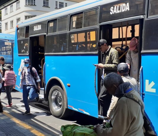 Compensaciones a transportistas por eliminación del subsidio al diésel terminarán en 2026, el sector espera por alternativas | Política | Noticias