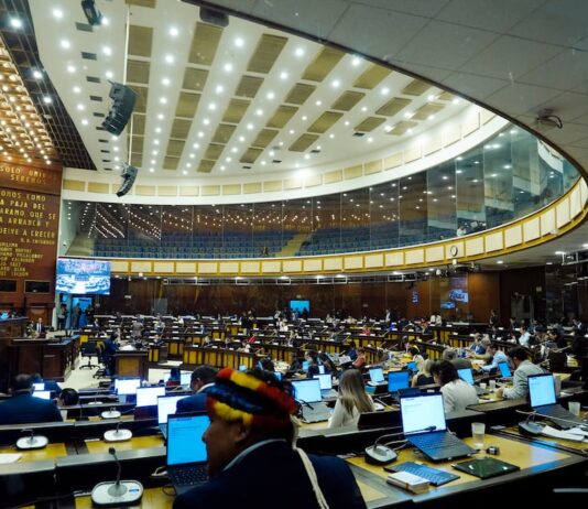 Más de $ 2.800 millones en condenas al Ecuador: decisiones graves sin responsables ni ley de repetición