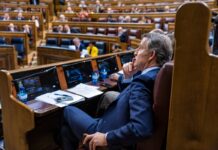 El PP apoyará el aumento del salario de los funcionarios y de las pensiones si el Gobierno no los mezcla con otras medidas | España