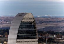 El último fleco de la OPA | Economía